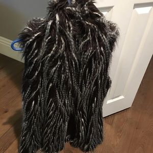 Fur vest